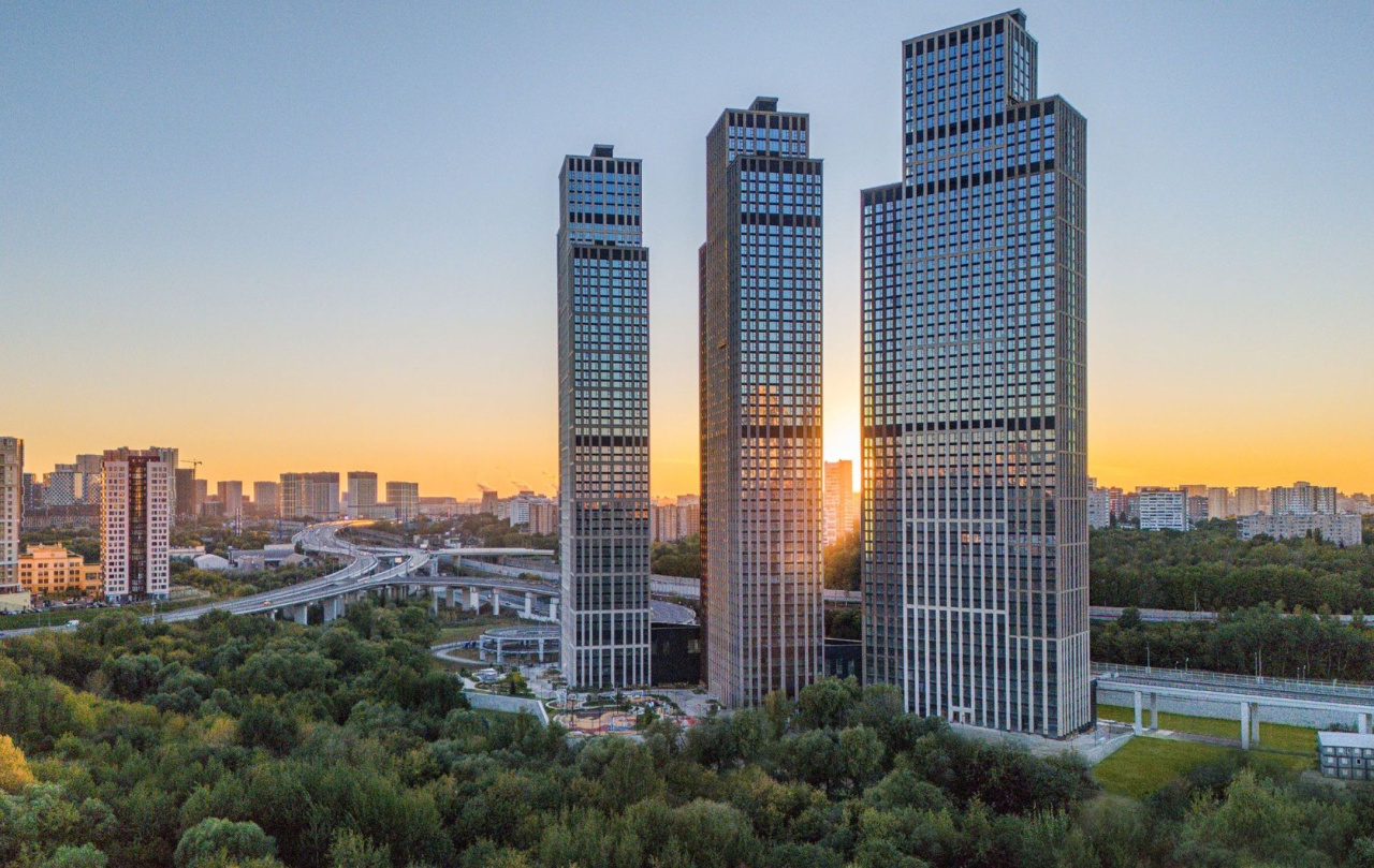 фасад дома, здание по адресу г Москва, пр-кт Генерала Дорохова, д 49
